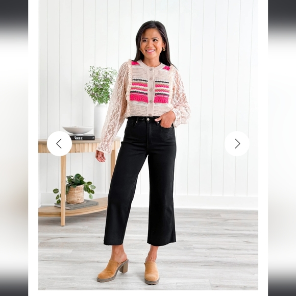 Judy Blue BLACK Tummy Control Raw Hem Wide Leg Cropped Jeans - Picture 4 of 14